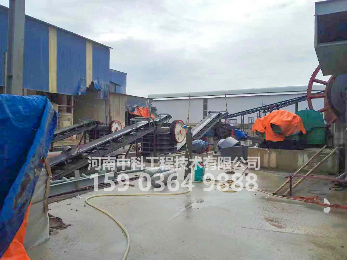 顎式破碎機的表示及大型、中型、小型定義